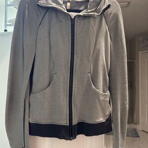Lululemon zip up hoodie